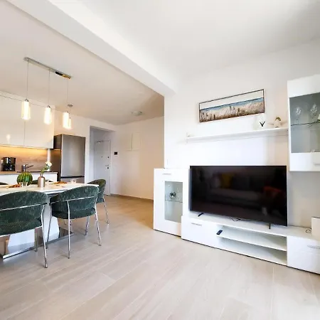 Sunrise Apartment Turanj